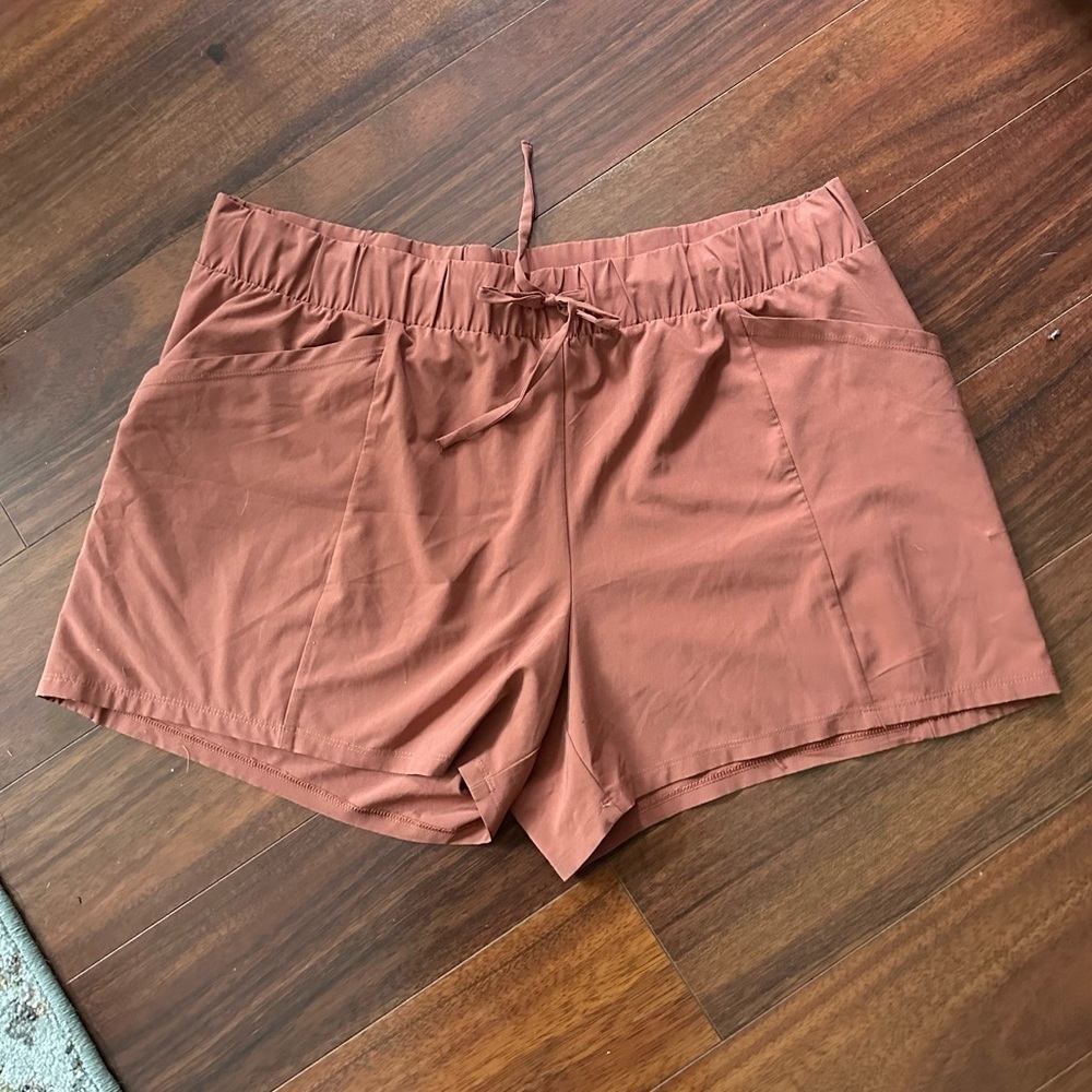 All in motion short burnt orange